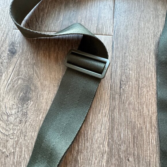 Nike Heritage Crossbody Bag - Picture 3 of 8